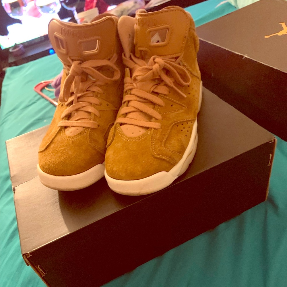 Air Jordan 6 retro bg